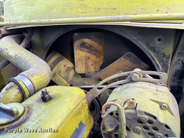 image for item EV3083 Clark C500-Y40 forklift