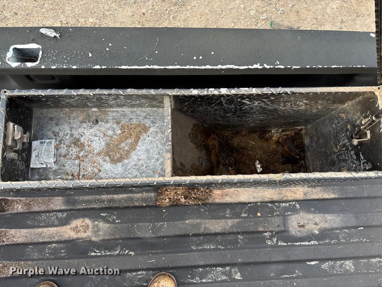 image for item EV3094 2013 Chevrolet Silverado 2500HD Ext. Cab pickup truck