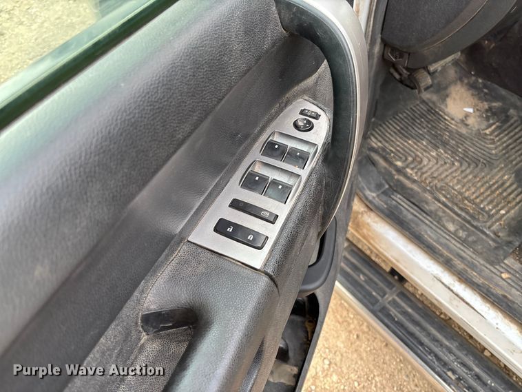 image for item EV3094 2013 Chevrolet Silverado 2500HD Ext. Cab pickup truck