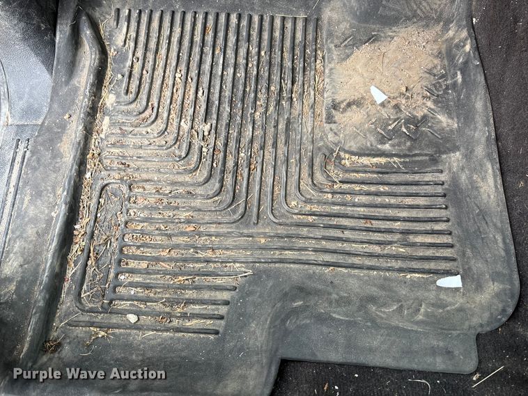 image for item EV3094 2013 Chevrolet Silverado 2500HD Ext. Cab pickup truck