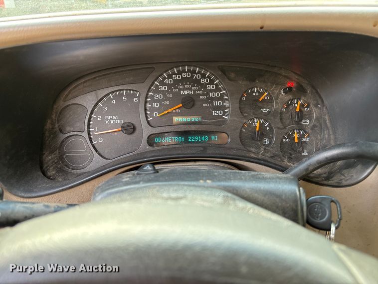 image for item EV3095 2006 Chevrolet Silverado 1500 Crew Cab pickup truck