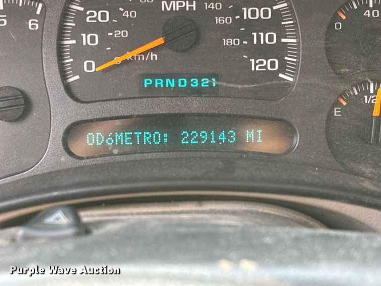 image for item EV3095 2006 Chevrolet Silverado 1500 Crew Cab pickup truck