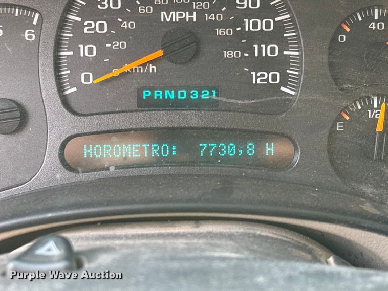 image for item EV3095 2006 Chevrolet Silverado 1500 Crew Cab pickup truck