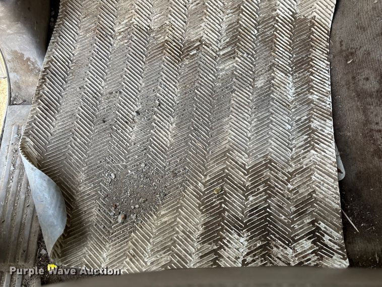 image for item EV3095 2006 Chevrolet Silverado 1500 Crew Cab pickup truck