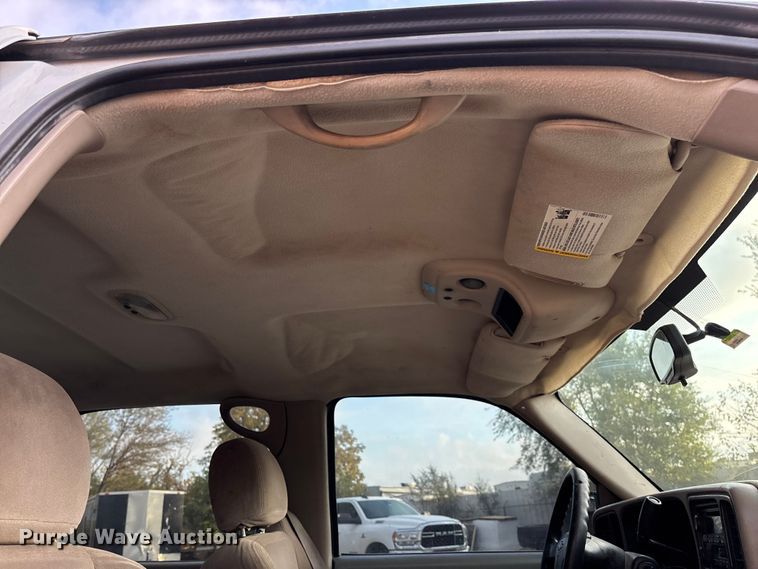 image for item EV3095 2006 Chevrolet Silverado 1500 Crew Cab pickup truck