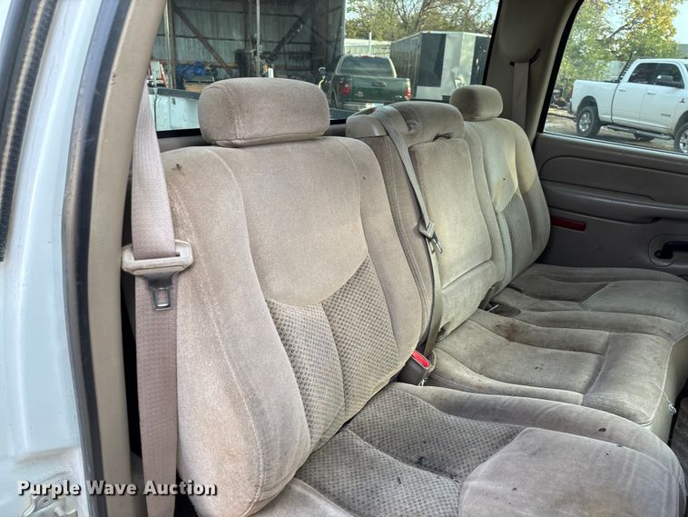 image for item EV3095 2006 Chevrolet Silverado 1500 Crew Cab pickup truck