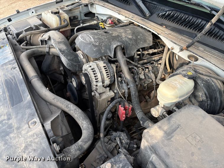 image for item EV3095 2006 Chevrolet Silverado 1500 Crew Cab pickup truck