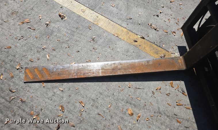 image for item EV5357 2014 Nissan PF80YLP forklift