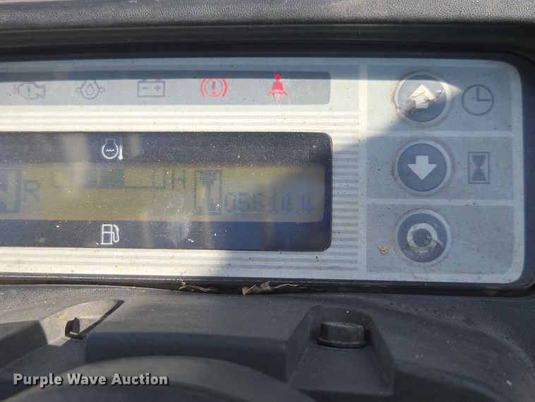 image for item EV5357 2014 Nissan PF80YLP forklift