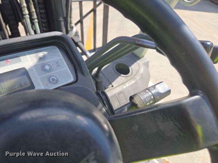 image for item EV5357 2014 Nissan PF80YLP forklift