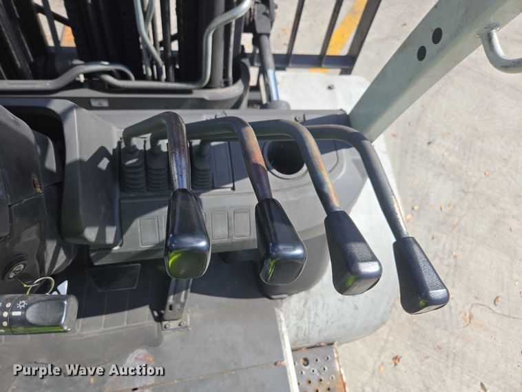 image for item EV5357 2014 Nissan PF80YLP forklift