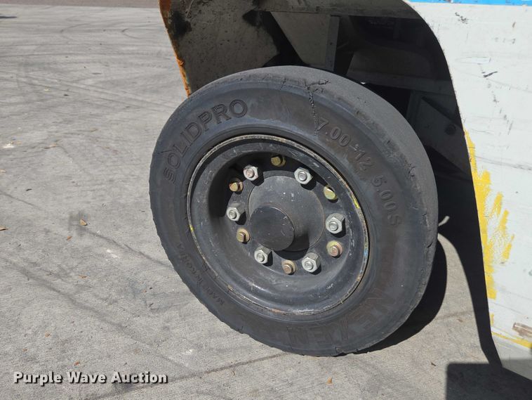 image for item EV5357 2014 Nissan PF80YLP forklift