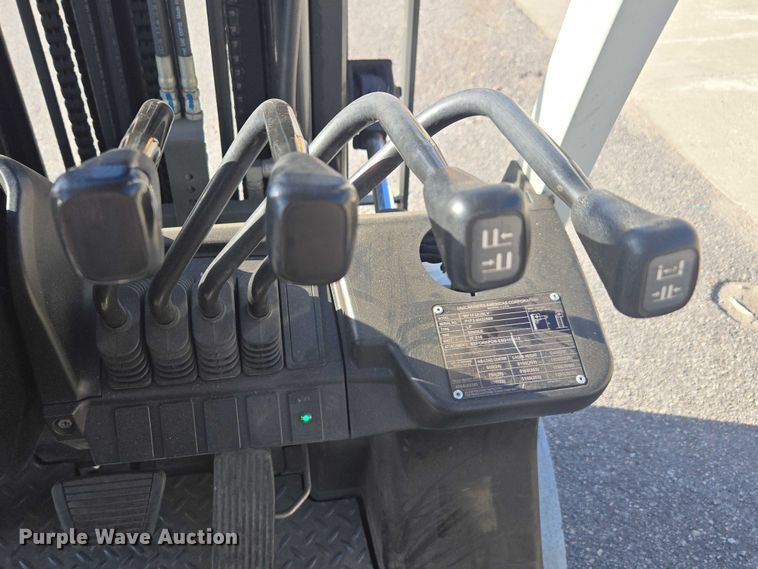 image for item EV5358 2017 UniCarriers PF50 forklift