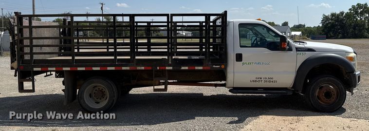 image for item GH9322 2016 Ford F550 Super Duty flatbed truck