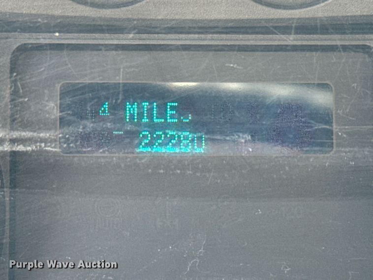 image for item GH9322 2016 Ford F550 Super Duty flatbed truck