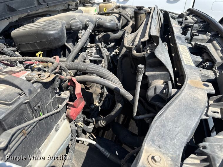 image for item GH9322 2016 Ford F550 Super Duty flatbed truck