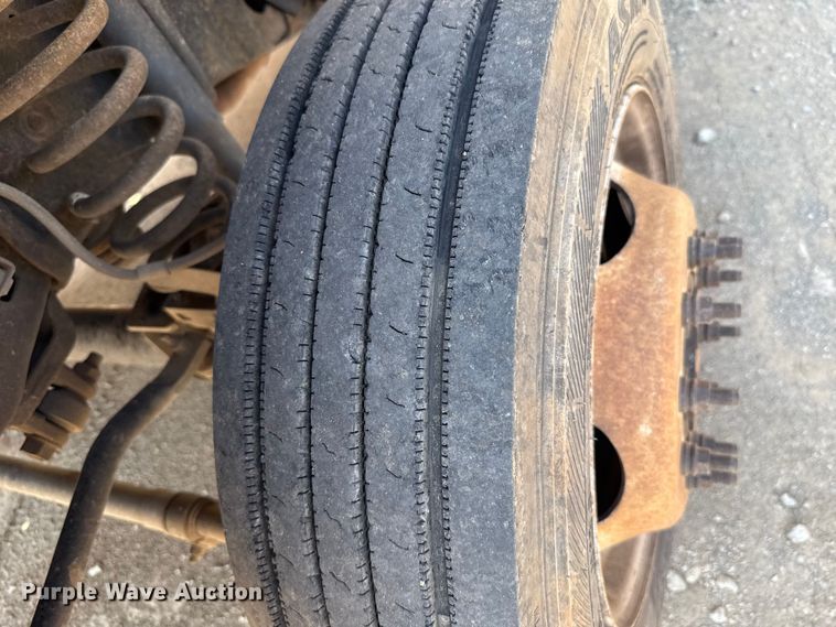 image for item GH9322 2016 Ford F550 Super Duty flatbed truck