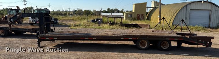 image for item GH9385 2002 Kargo King equipment trailer