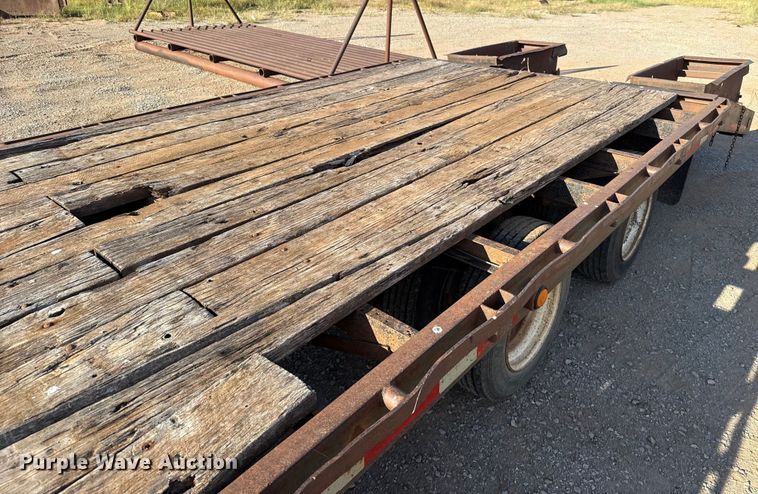 image for item GH9385 2002 Kargo King equipment trailer