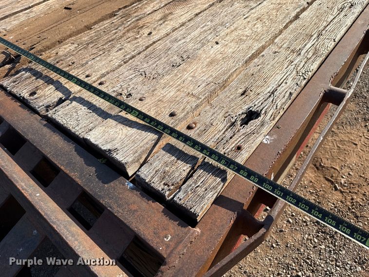 image for item GH9385 2002 Kargo King equipment trailer