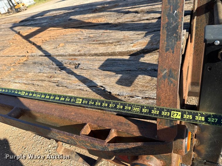 image for item GH9385 2002 Kargo King equipment trailer