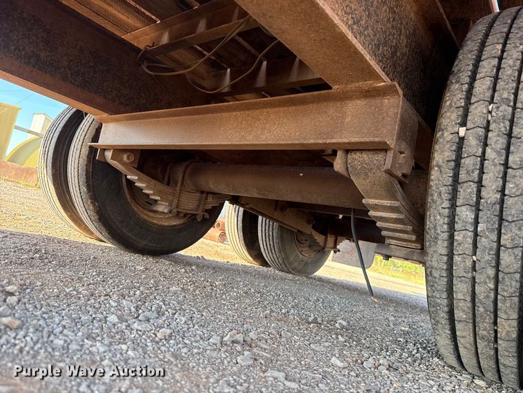 image for item GH9385 2002 Kargo King equipment trailer