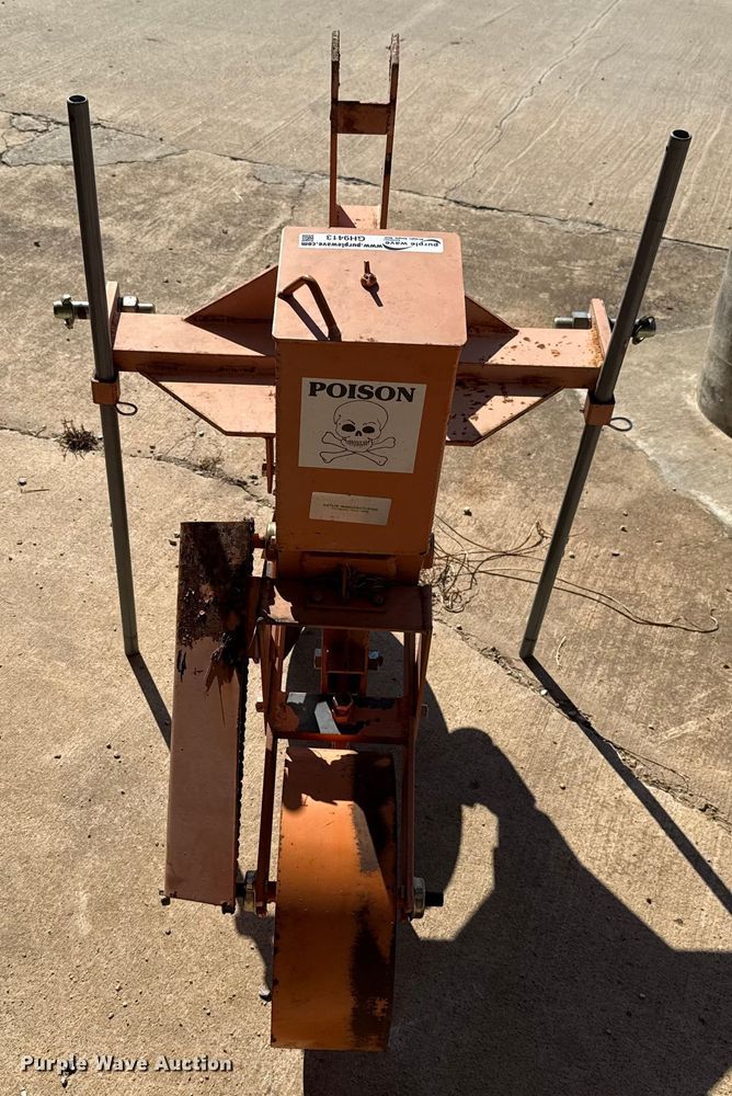 image for item GH9413 Catlin Manufacturing gopher getter applicator