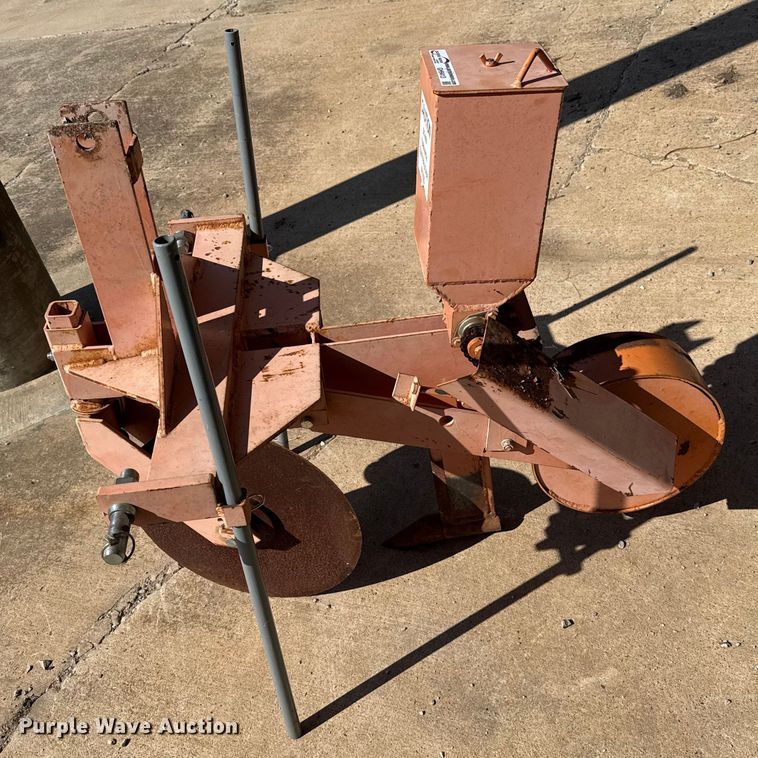 image for item GH9413 Catlin Manufacturing gopher getter applicator