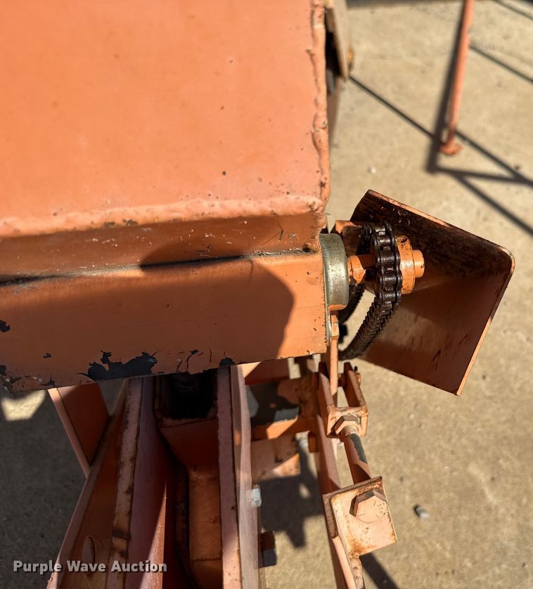 image for item GH9413 Catlin Manufacturing gopher getter applicator