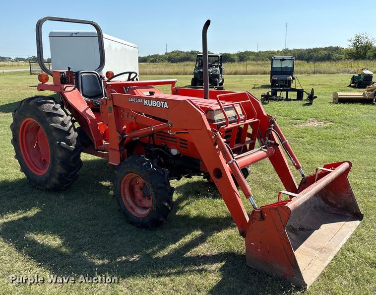 image for item GH9417 Kubota L3650 MFWD tractor