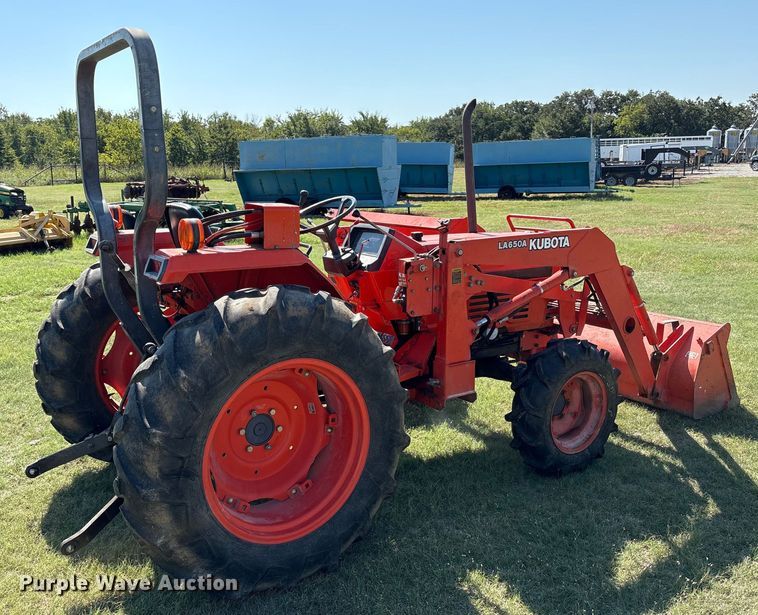 image for item GH9417 Kubota L3650 MFWD tractor