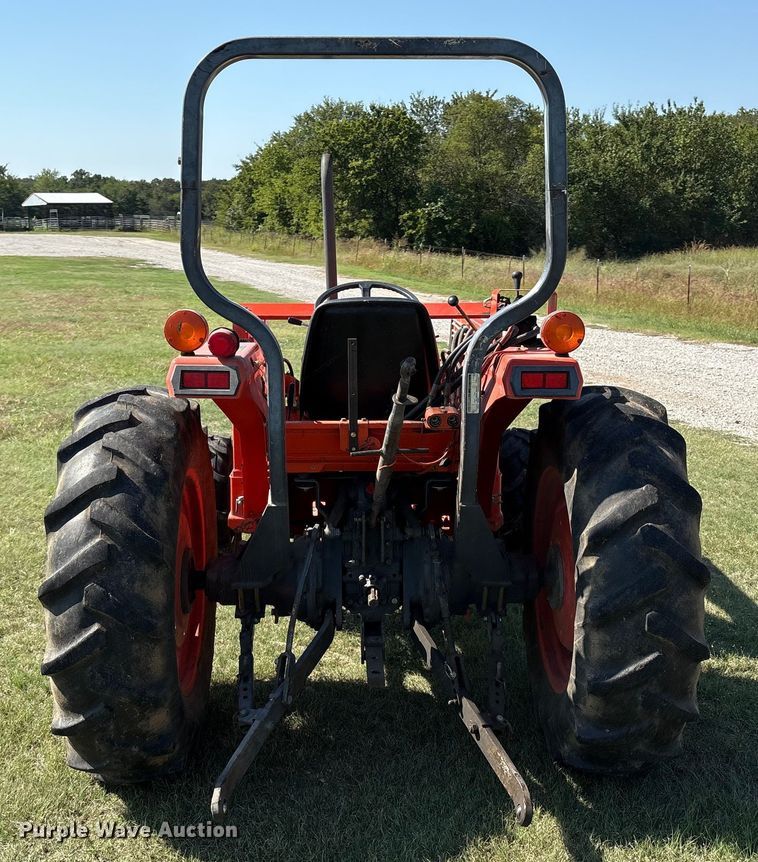 image for item GH9417 Kubota L3650 MFWD tractor