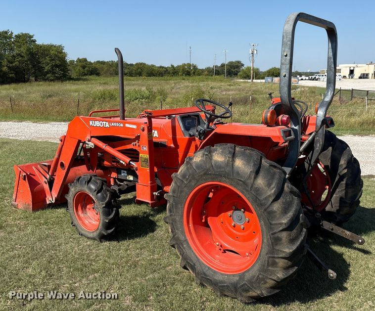 image for item GH9417 Kubota L3650 MFWD tractor