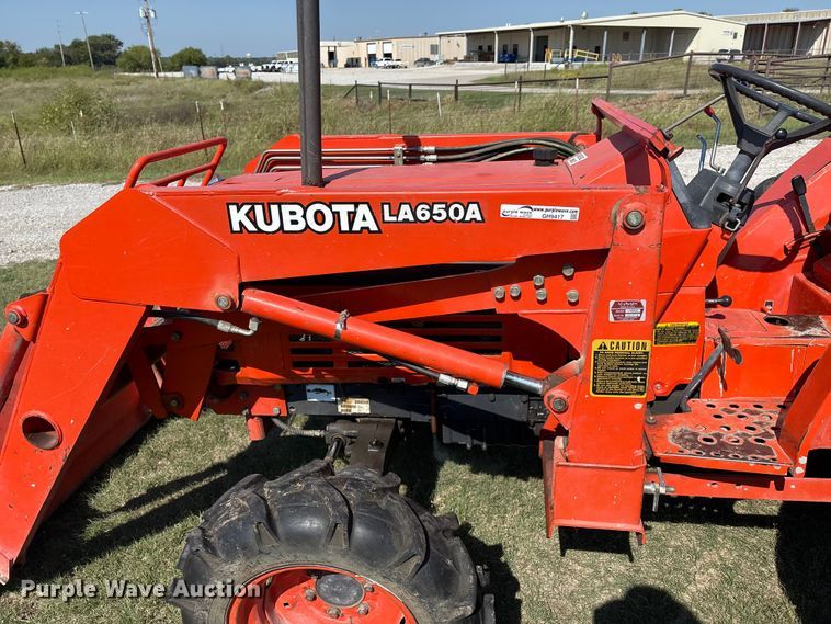 image for item GH9417 Kubota L3650 MFWD tractor