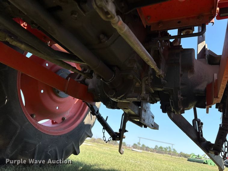 image for item GH9417 Kubota L3650 MFWD tractor
