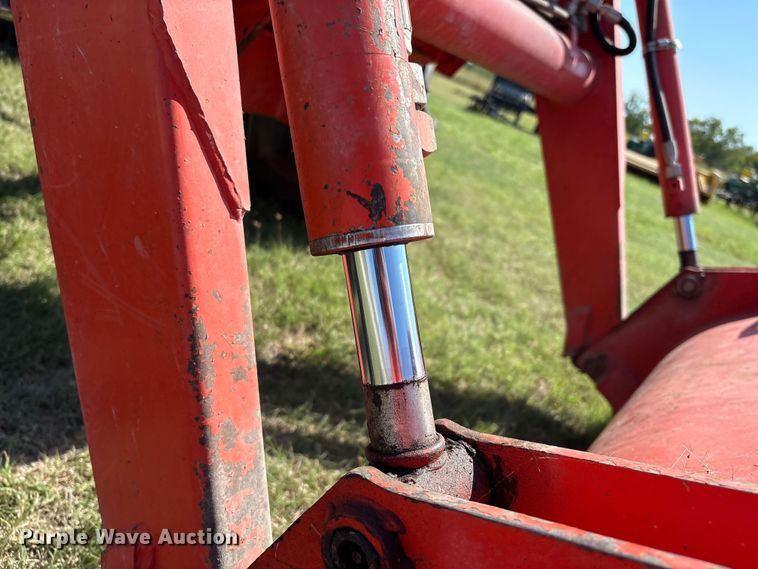 image for item GH9417 Kubota L3650 MFWD tractor