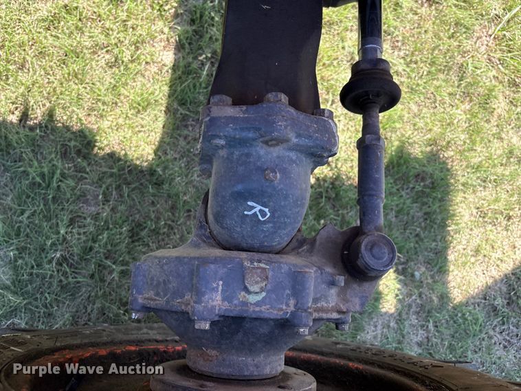 image for item GH9417 Kubota L3650 MFWD tractor