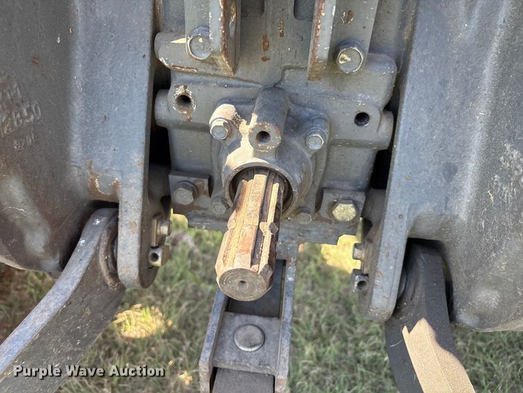 image for item GH9417 Kubota L3650 MFWD tractor