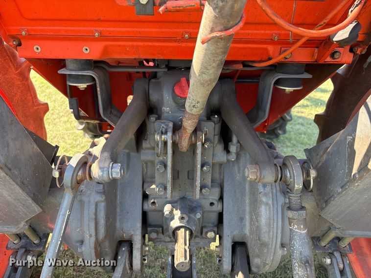 image for item GH9417 Kubota L3650 MFWD tractor