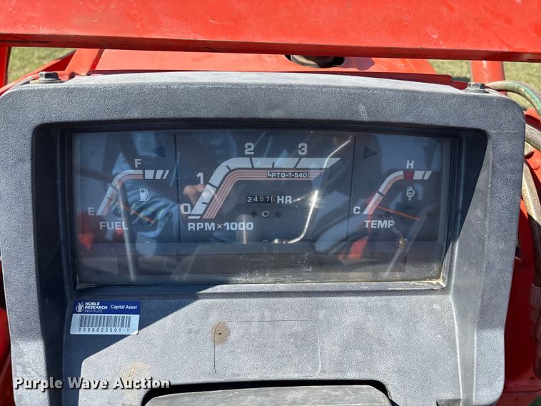 image for item GH9417 Kubota L3650 MFWD tractor