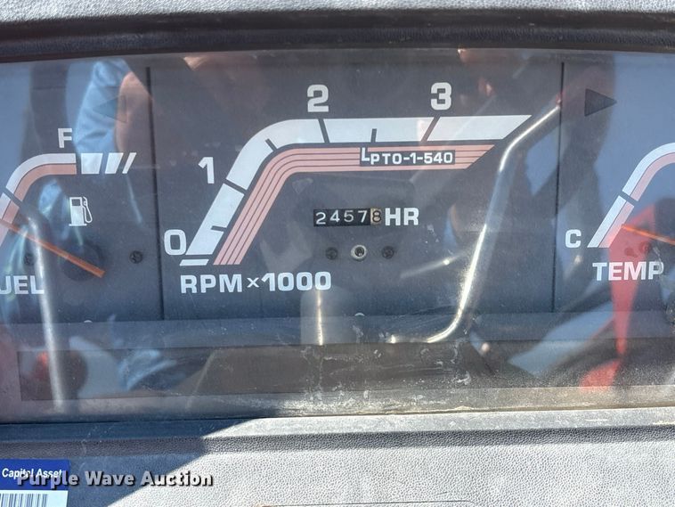 image for item GH9417 Kubota L3650 MFWD tractor