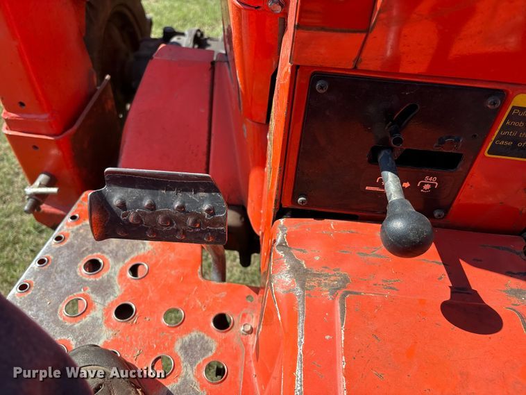 image for item GH9417 Kubota L3650 MFWD tractor