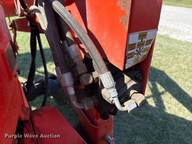 image for item GH9417 Kubota L3650 MFWD tractor