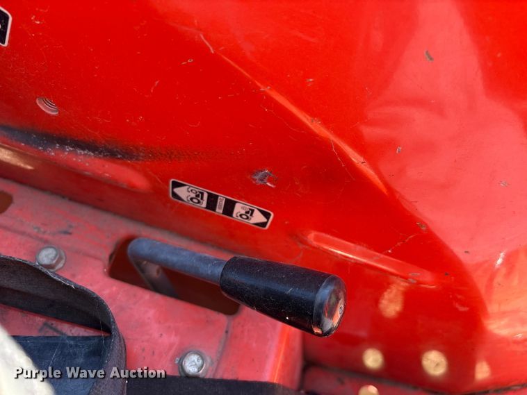 image for item GH9417 Kubota L3650 MFWD tractor