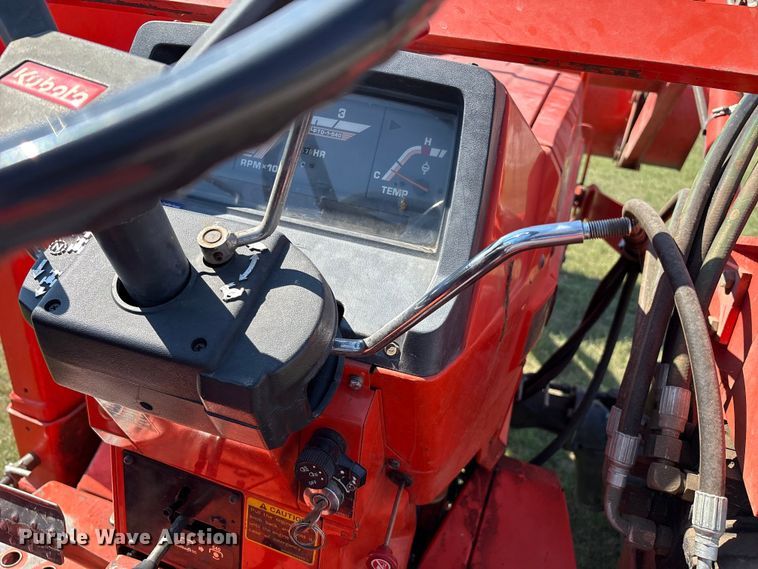 image for item GH9417 Kubota L3650 MFWD tractor