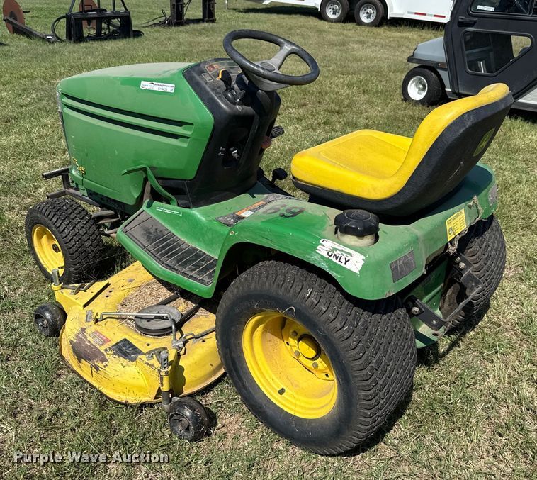image for item GH9425 John Deere GT 245 lawn mower