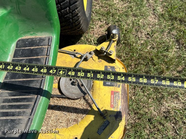 image for item GH9425 John Deere GT 245 lawn mower