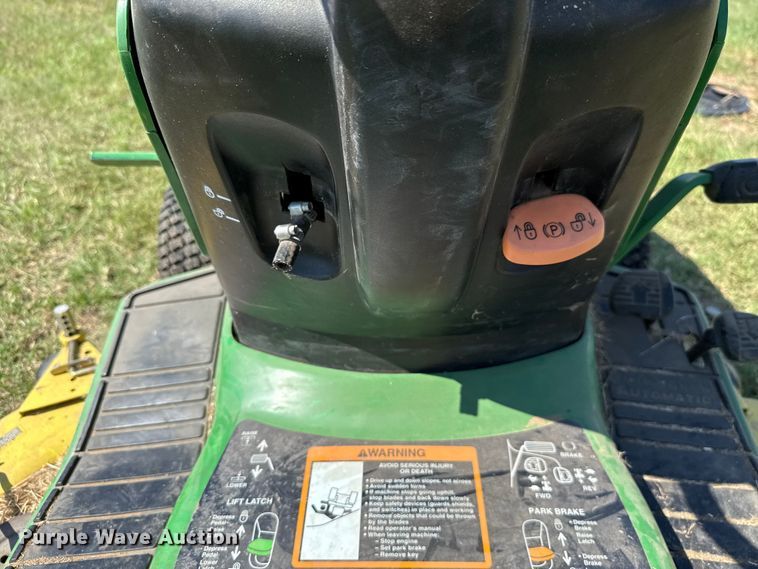 image for item GH9425 John Deere GT 245 lawn mower