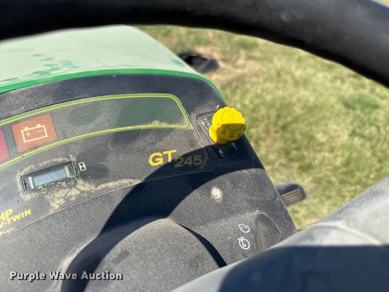image for item GH9425 John Deere GT 245 lawn mower