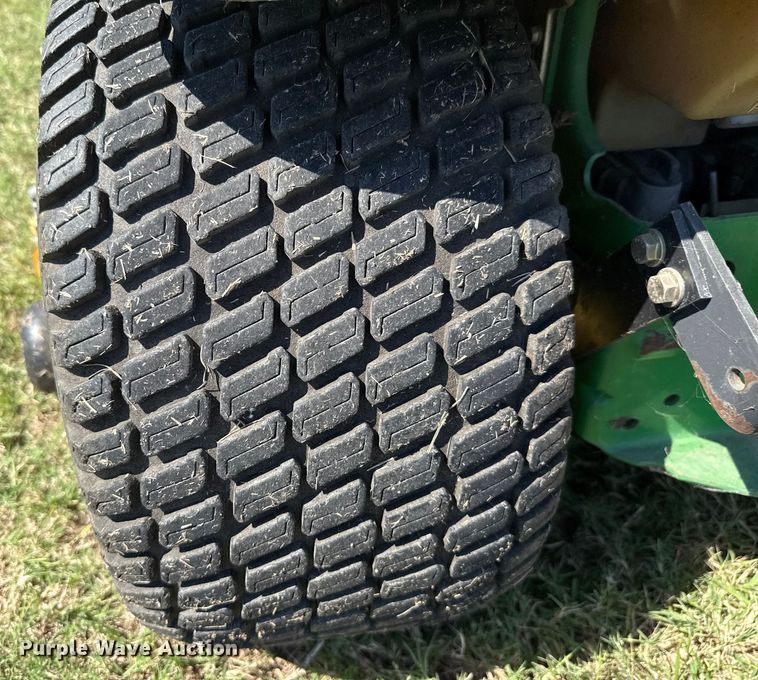 image for item GH9425 John Deere GT 245 lawn mower